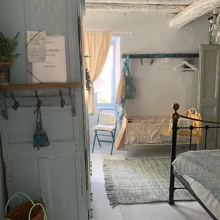 Ochre - Rustic Retreat Pensión 4*