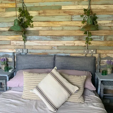 Pensiune Ochre - Rustic Retreat 4*